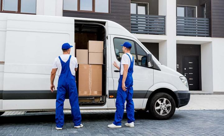 Livraison de colis et de marchandises pour le compte des particuliers